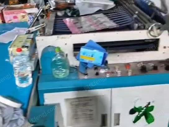 欧式纸尿裤袋制袋机 视频