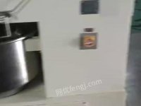 和面机1台因资金断裂设备甩卖