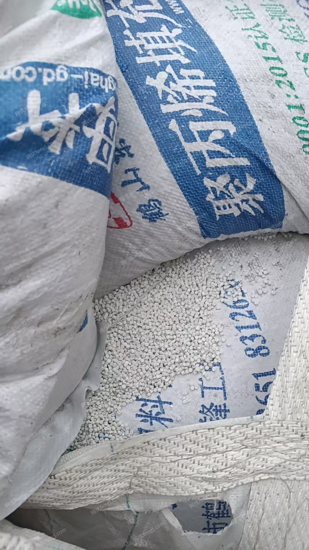 出售PP聚丙烯填充母料/无纺布色母粒31吨