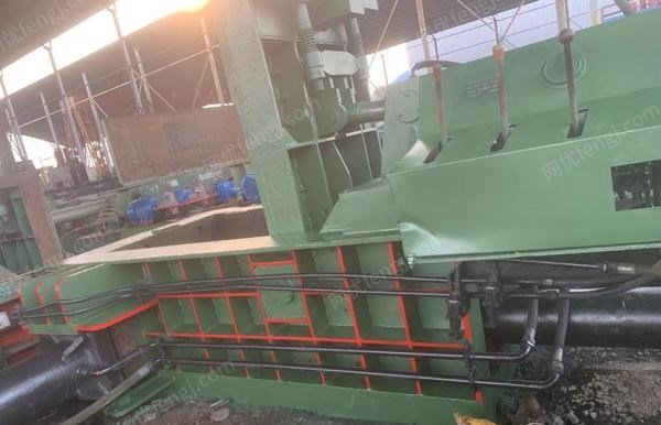 二手打包机出售