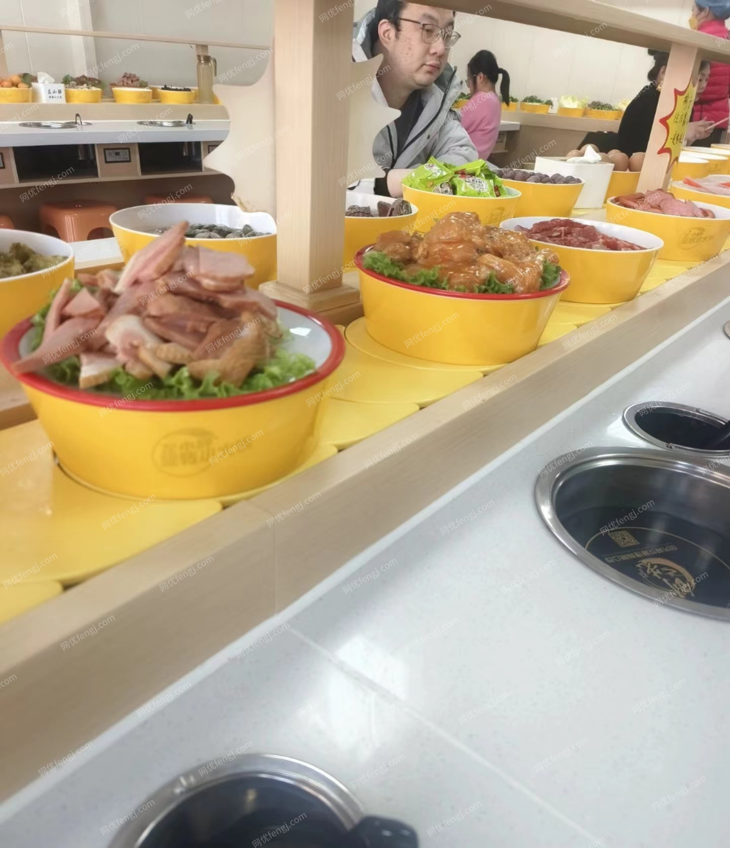 山东潍坊旋转小火锅设备转台出售
