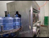 山东求购桶装灌装机，洗桶机，套袋机