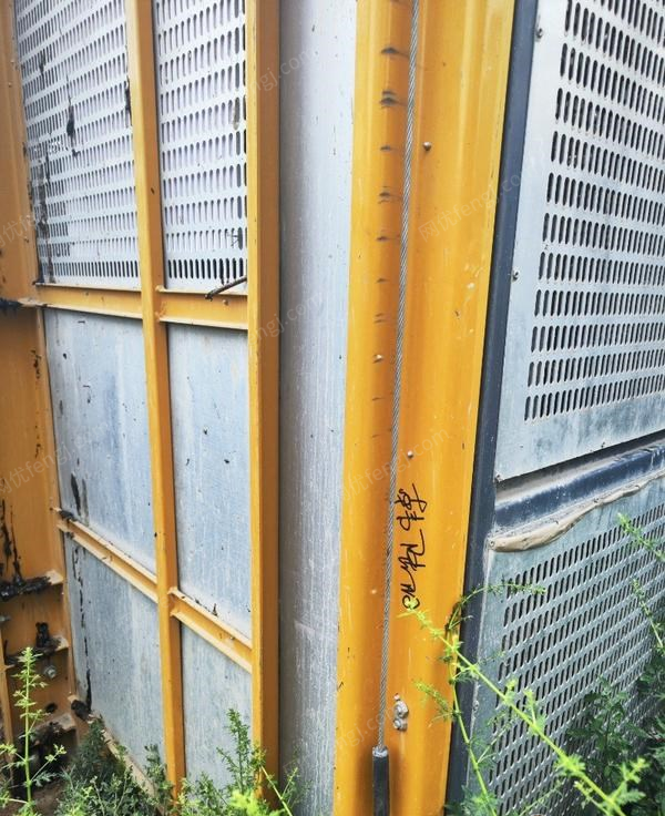 二手建筑施工電梯價格