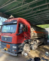 广东佛山转让汕德卡前四后八30方油罐车