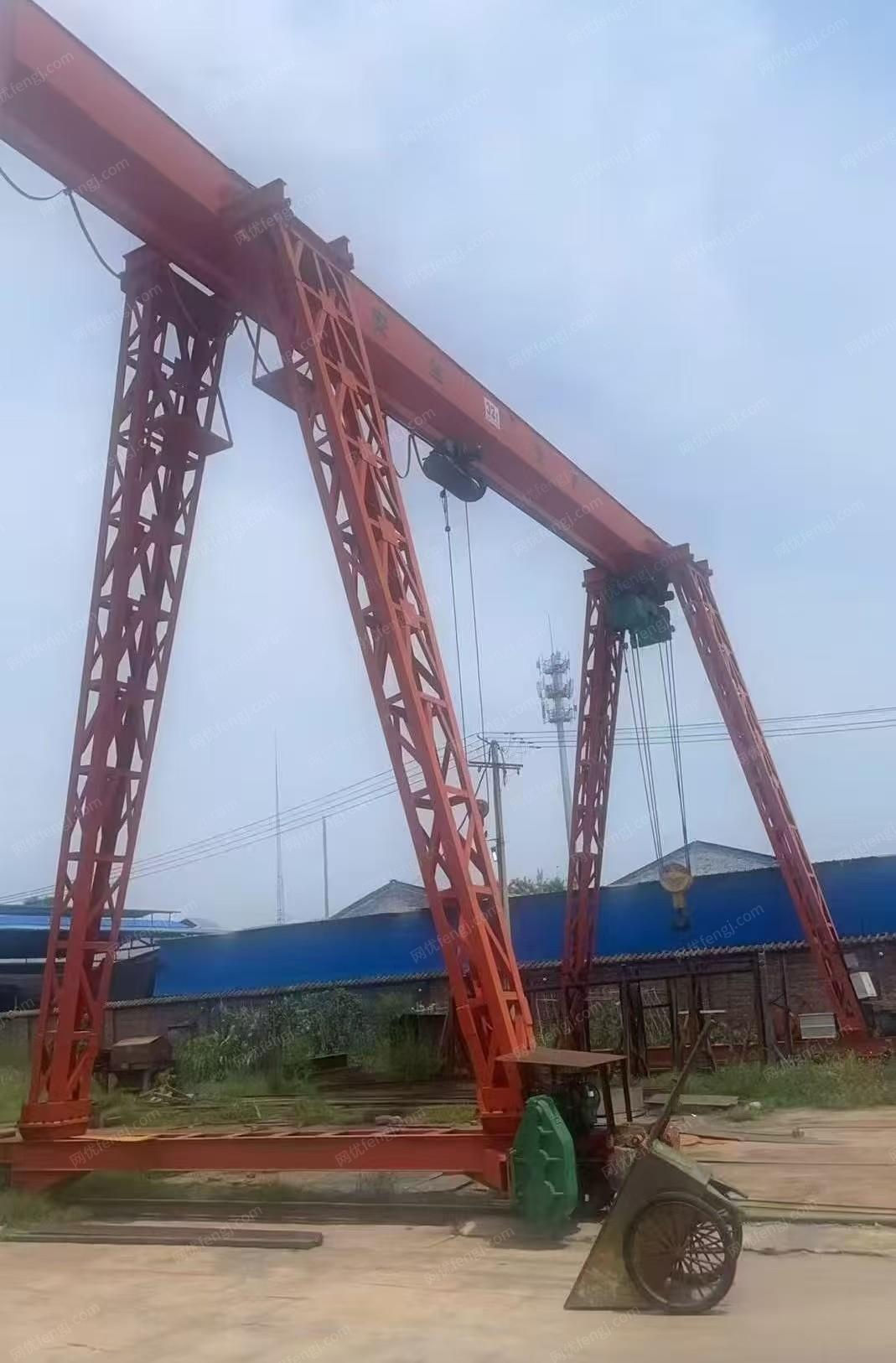 二手龙门吊出售