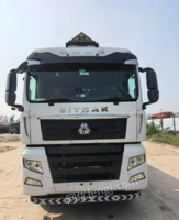 山东东营转让19年重汽灿德卡牵引车头，440马力无手续。