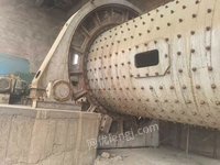 出售Φ3×9米轴瓦球磨机一套，带配套设备