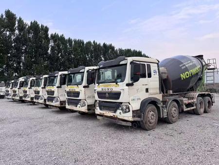 二手搅拌车出售