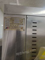 出售一套锁鲜盒包装覆膜机