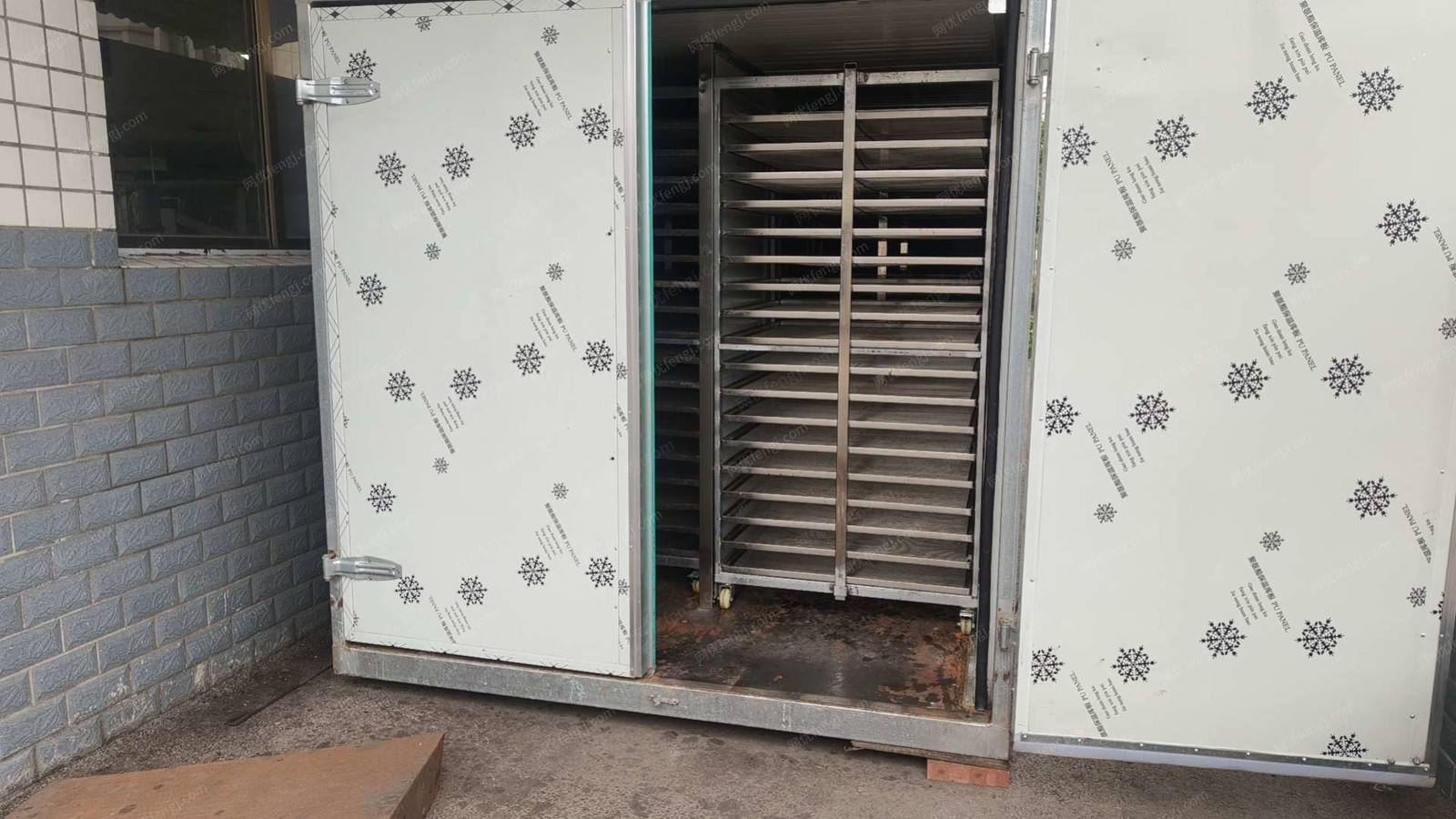 出售两台炒锅,一套烘干房设备