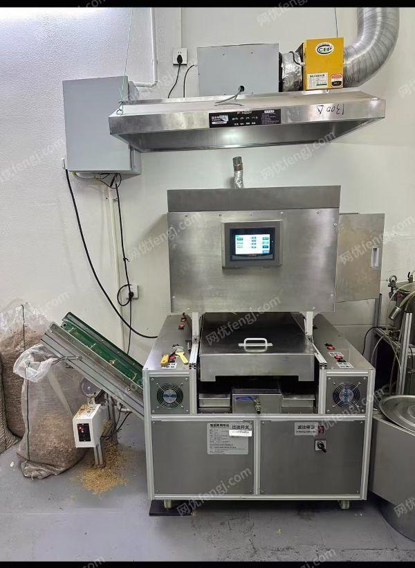 转一台智能榨油机