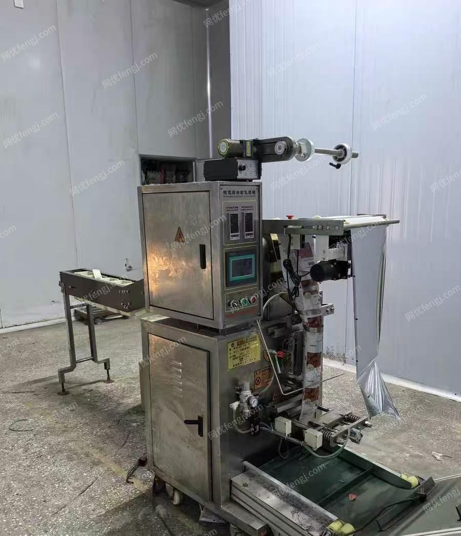 河南郑州24年99新立式包装机出售