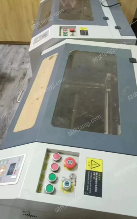 因公司倒闭，多台4060型激光雕刻切割机出售