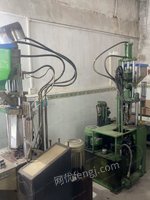 出售两台赞扬一台坤威等共4台立式注塑机