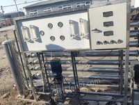 河北唐山出售十吨净水设备和流水线灌装机