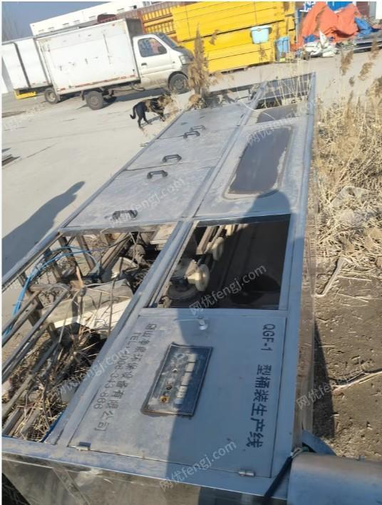 河北唐山出售十吨净水设备和流水线灌装机