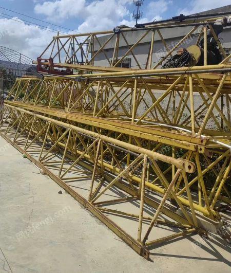 两台成品2013年10月份闲置华夏4708塔吊,每台10节