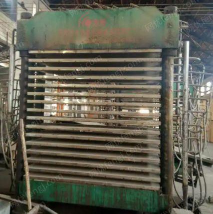 二手木工压机出售