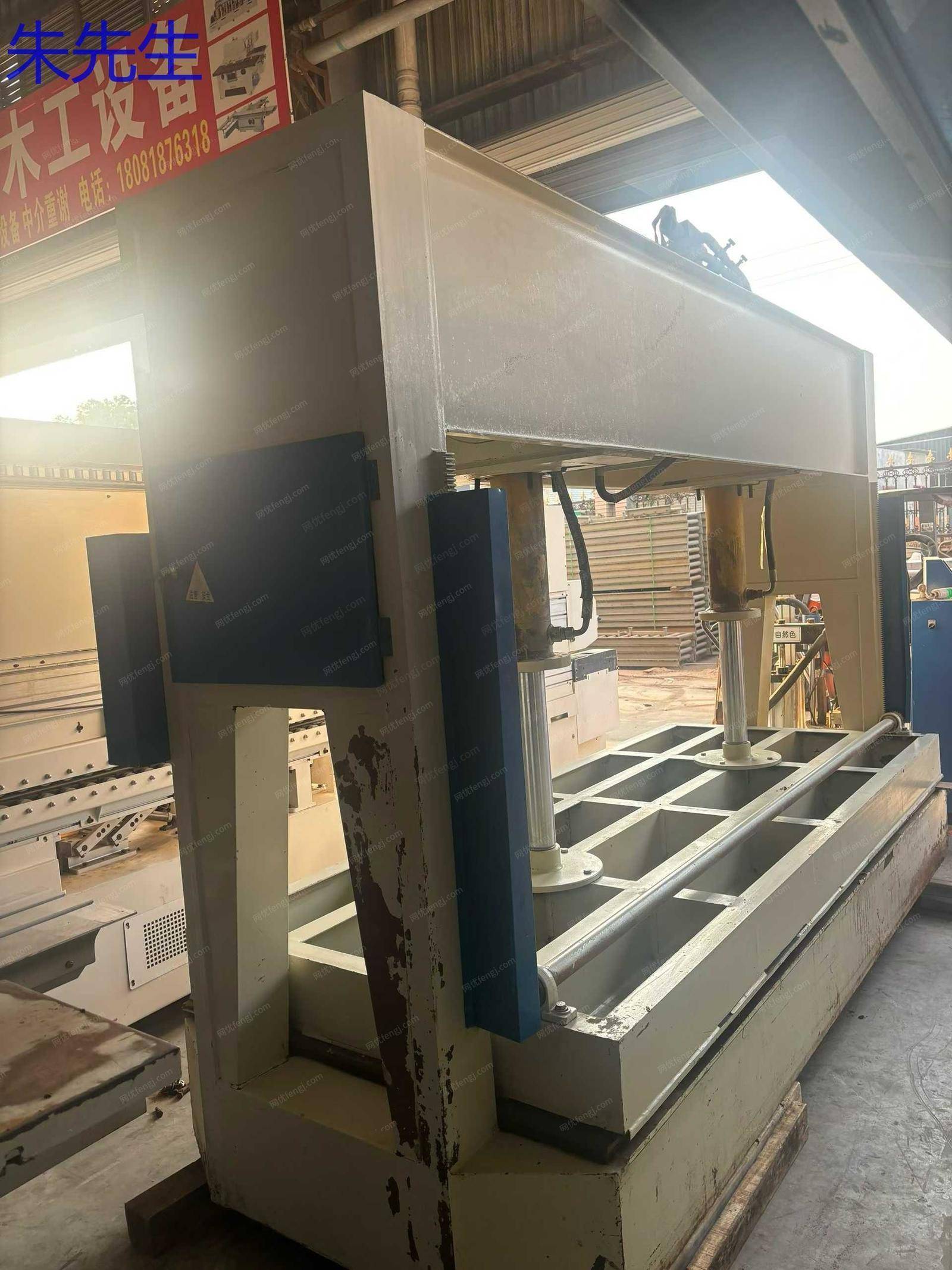 二手木工压机出售