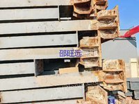 出售600*200*17出售牛腿​柱子42，牛腿8只
