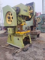 山东出售一台扬力80吨冲床
