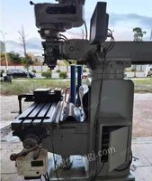 JOYOU 4号铣床出售，带数显系统，工作台面平整