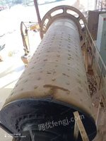 出售9成新2270陶瓷球磨机整套，附件都齐全