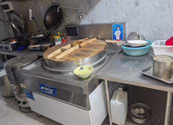 安徽蚌埠空调、操作台、展示柜等牛肉汤店设备整套出售