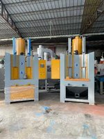 出售转盘式喷砂机，8个工位12个喷枪，间歇式