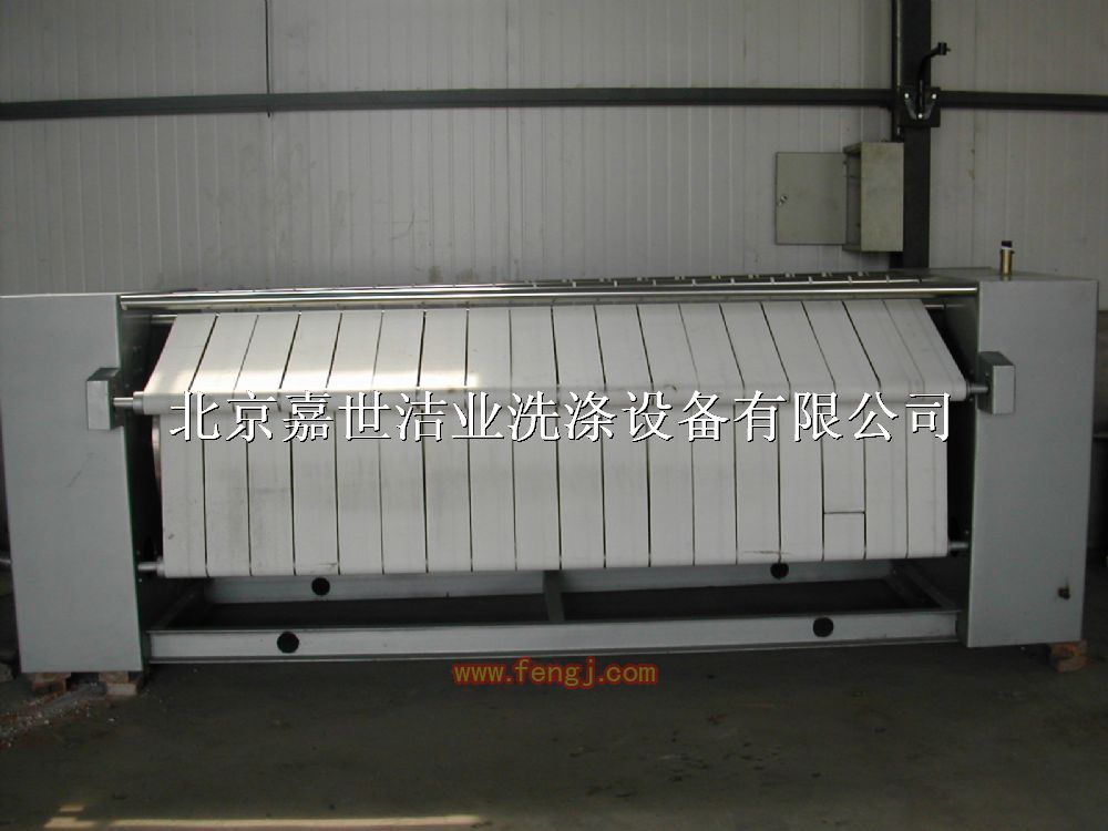 Selling used single roll 2.8 meters ironing machine