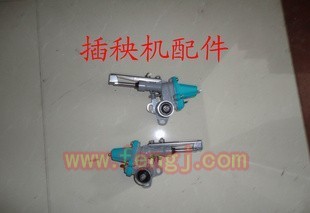 Selling used transplanter Accessories