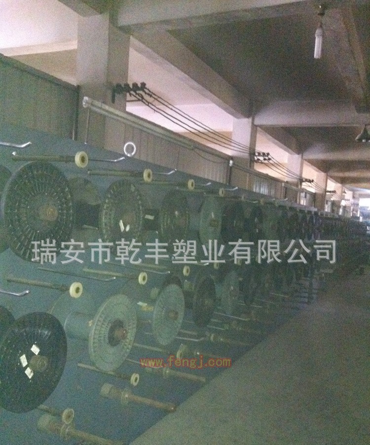 塑料管材设备价格