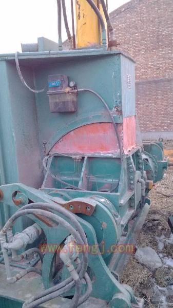 Selling used 35L mixer