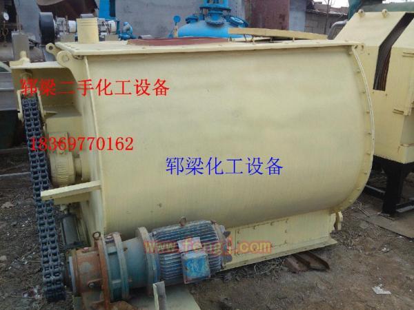 Selling used 1000kg biaxial mixer paddle
