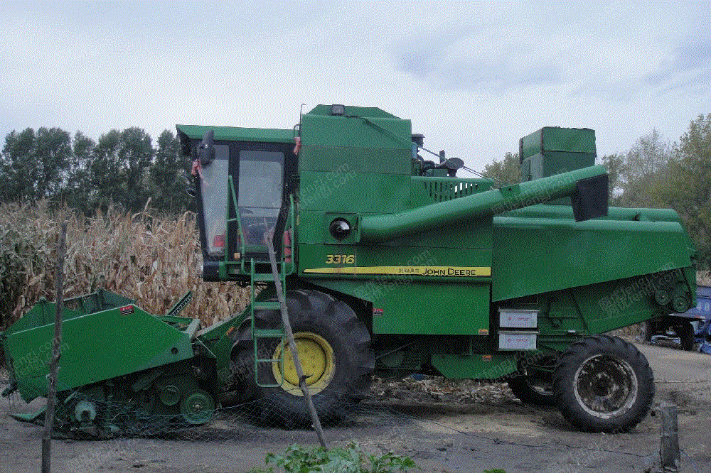 九成新约翰迪尔3316联合收割机出售