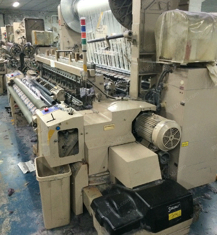 出售二手津田驹zaxn喷气织机