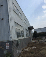 出售二十七米五跨、六米五高、总计四幢钢结构.一万方左右