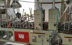 二手?jǐn)D出片材機(jī)出售