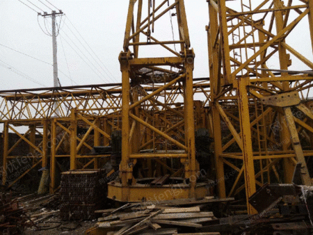 出售二手山东明威型号5610四台总高度370米