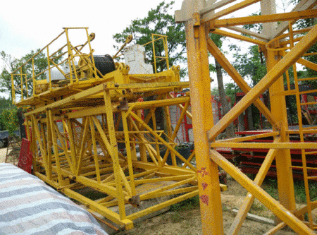 出售二手京龙qtz63(q5610)塔吊两台