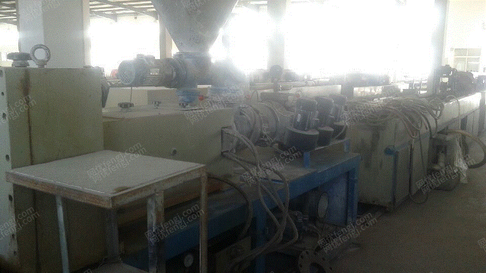 二手?jǐn)D出片材機(jī)出售