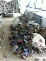 贵州六盘水工地即将结束，脚手架有200多套便宜处理，