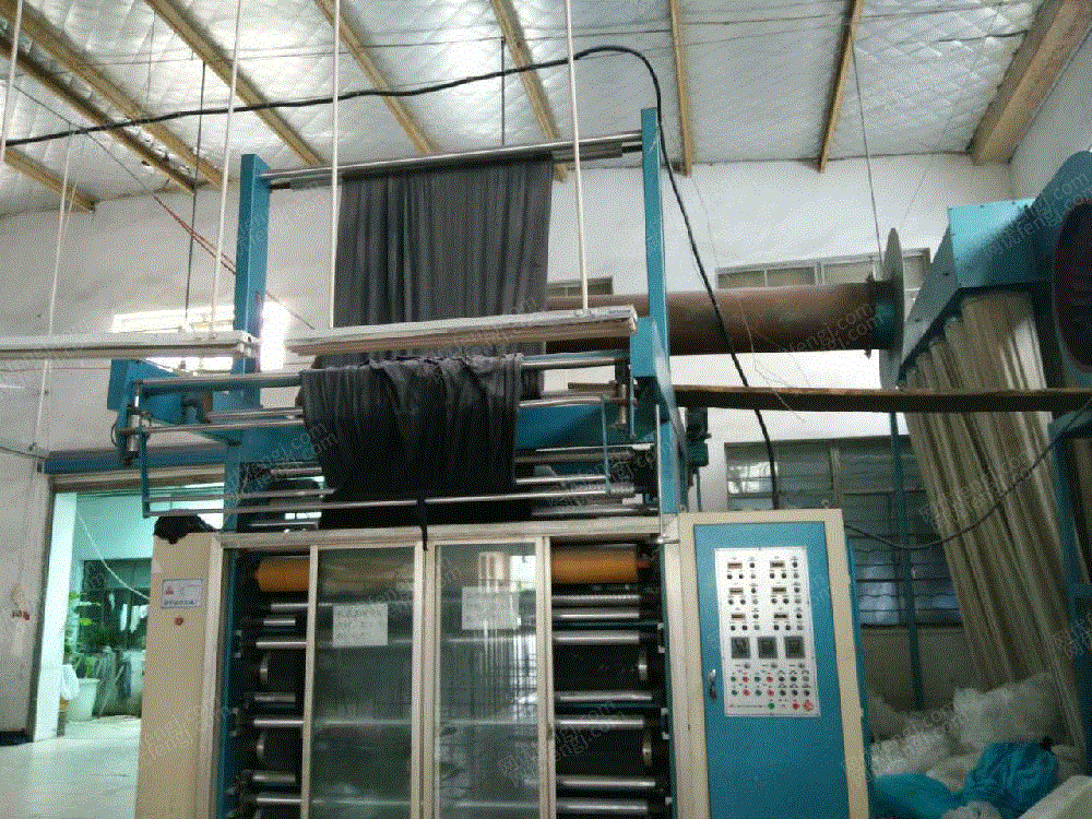 出售07年海宁碳素磨毛机一台立式的