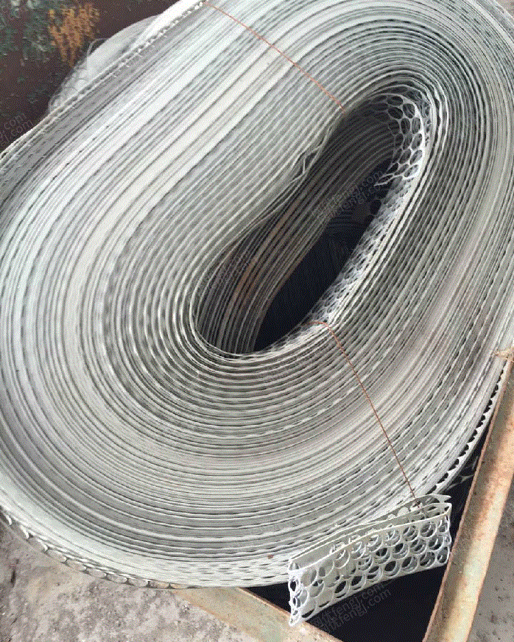 出售大量金属锌150t