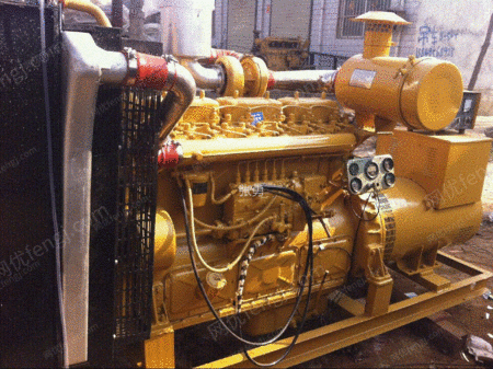 出售二手上柴6135发电机组