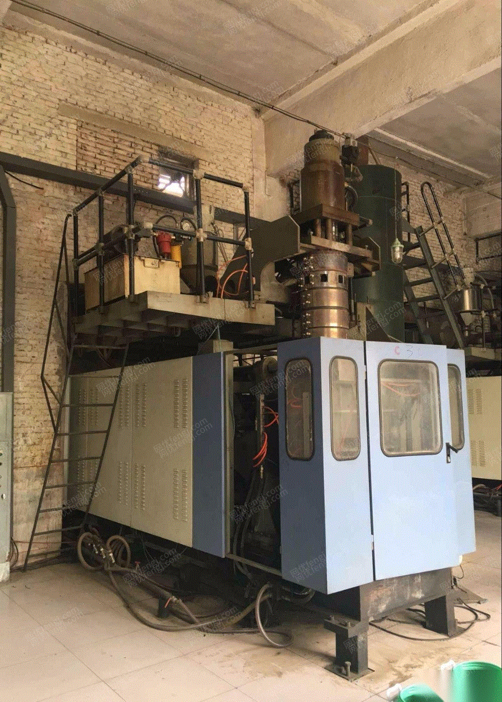 处理尿素桶25-50升吹塑机设备