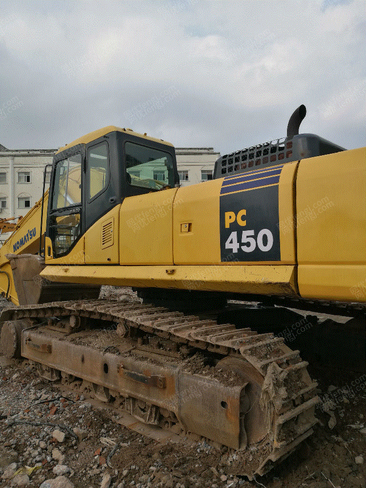 小松450挖掘机