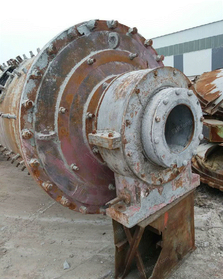 出售二手球磨机167米轴承干式球磨机成色好附件齐全