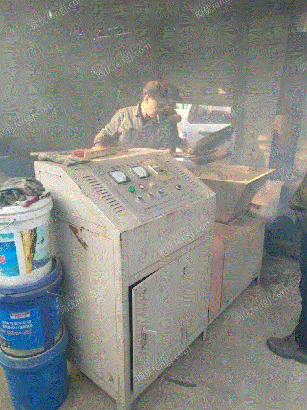 旧木炭生产成套设备回收