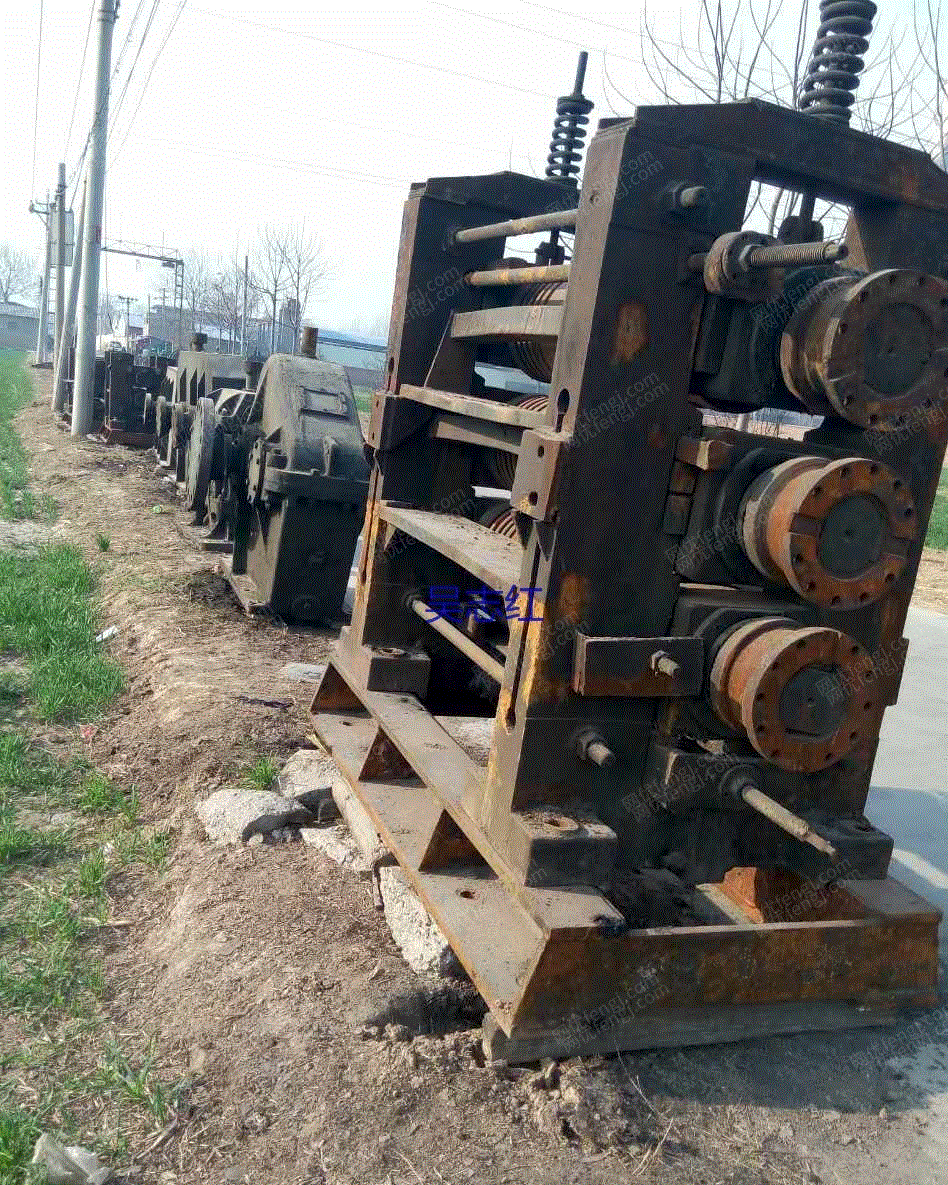 出售320一架开坯两组280连轧全套角钢轧机